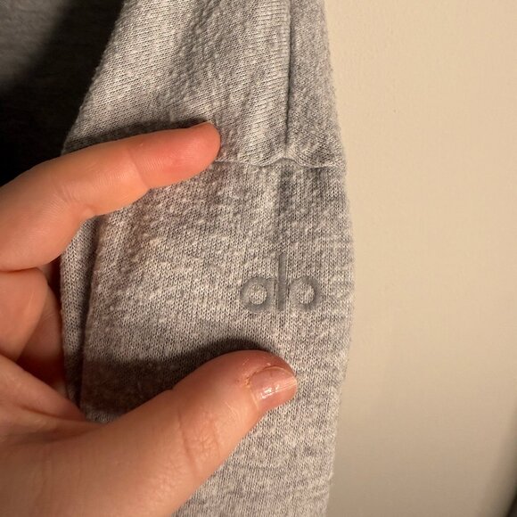 ALO Yoga Women's Medium Gray Full Zip Hoodie Sweatshirt Soft Athleisure Everyday - Picture 4 of 6